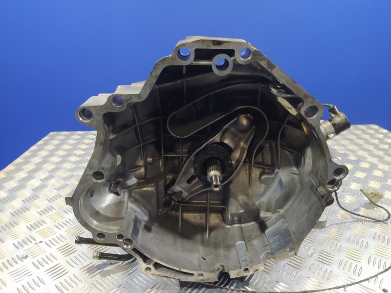 Recambio de caja cambios para audi a4 avant (8e) 2.5 v6 24v tdi referencia OEM IAM FTM  