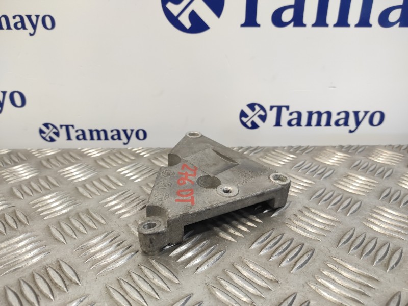 Recambio de soporte bomba servodirección para jaguar xf 2.7 v6 diesel cat referencia OEM IAM 6R833K738BA  