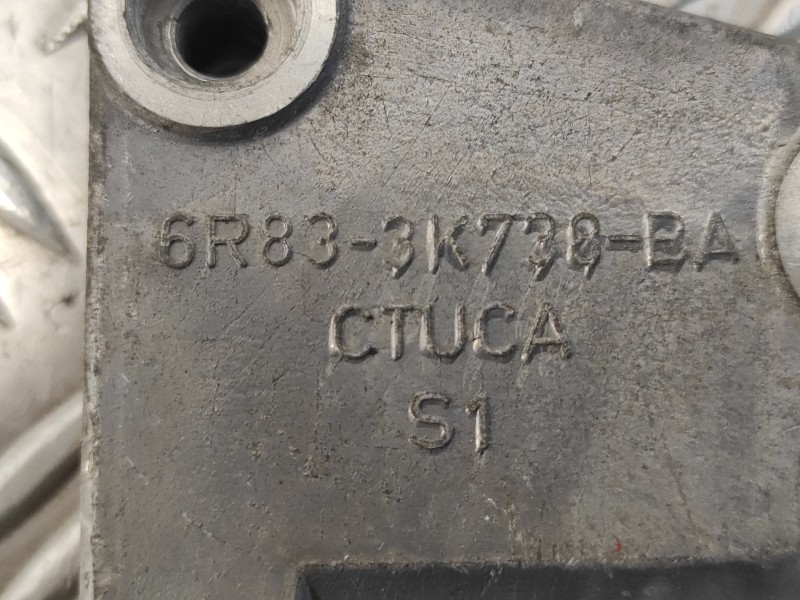 Recambio de soporte bomba servodirección para jaguar xf 2.7 v6 diesel cat referencia OEM IAM 6R833K738BA  