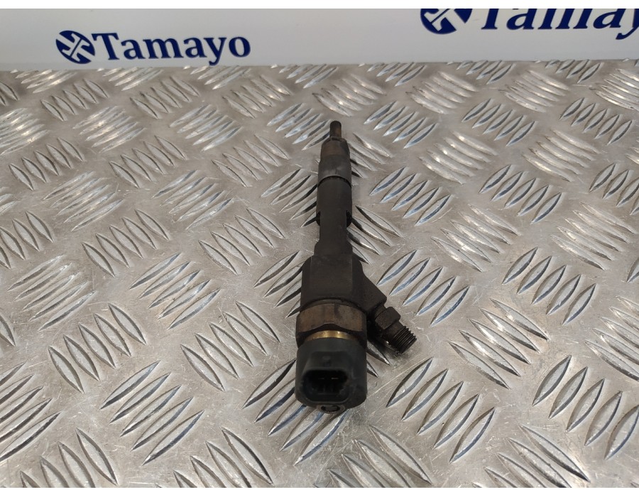Recambio de inyector para renault laguna ii (bg0) 1.9 dci diesel cat referencia OEM IAM 7700111014  0445110021