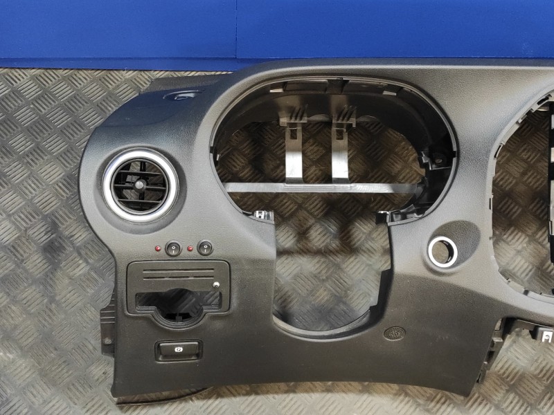 Recambio de salpicadero para mercedes-benz vito tourer (447) 2.1 cdi cat referencia OEM IAM A4476890147  