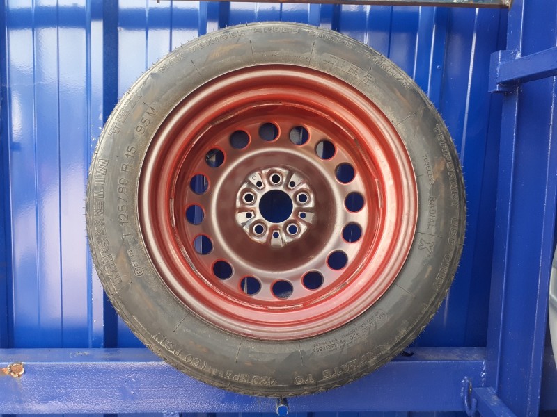 Recambio de neumatico repuesto para alfa romeo 156 (116) 1.9 jtd cat referencia OEM IAM 60547786  