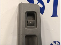 Recambio de mando elevalunas trasero derecho para volvo s40 berlina 1.6 diesel cat referencia OEM IAM 8679478   2
