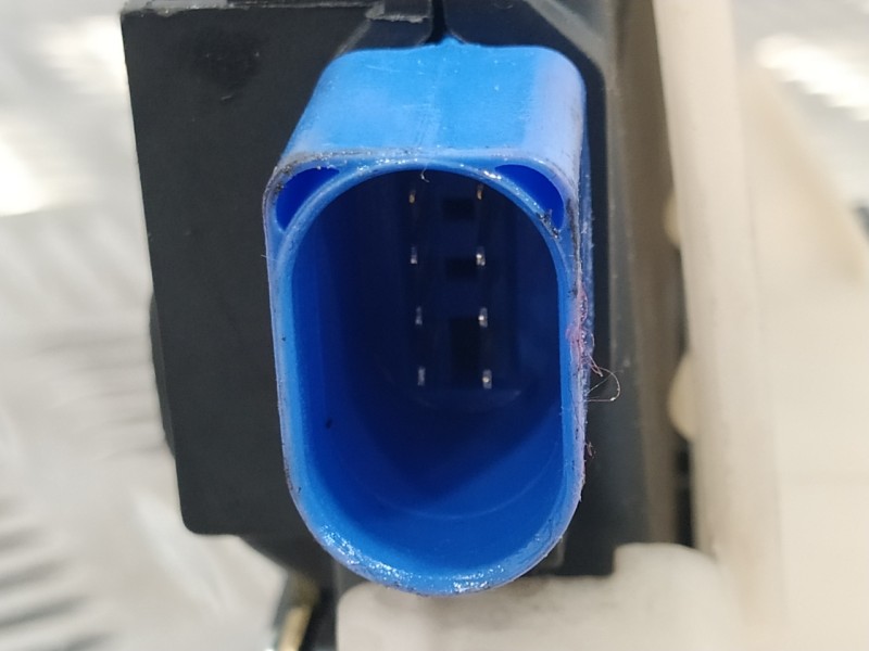 Recambio de cerradura puerta delantera izquierda para volkswagen polo (9n1) 1.4 16v referencia OEM IAM   