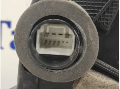 Recambio de cerradura puerta delantera izquierda para toyota corolla verso (r1) 2.2 d-cat referencia OEM IAM    2