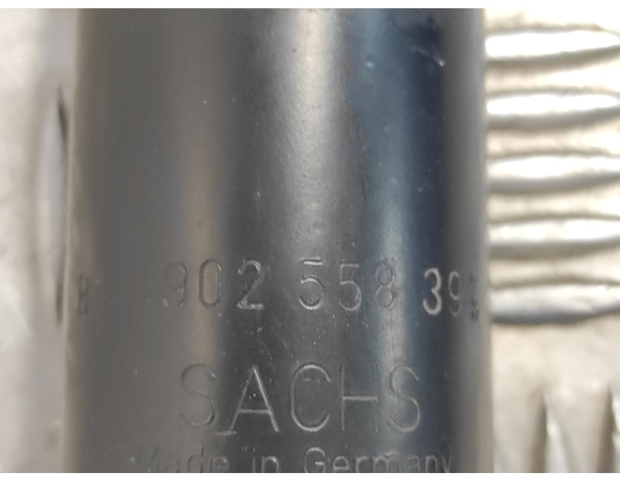 Recambio de amortiguador trasero izquierdo para seat altea (5p1) 1.2 tsi referencia OEM IAM 1K0513425  814902558394