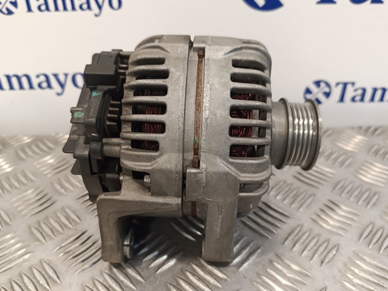 Recambio de alternador para opel vectra c berlina 1.8 16v referencia OEM IAM 0124425020  55556067