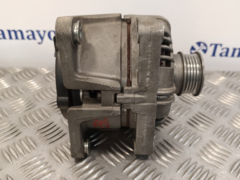 Recambio de alternador para opel vectra c berlina 1.8 16v referencia OEM IAM 0124425020  55556067