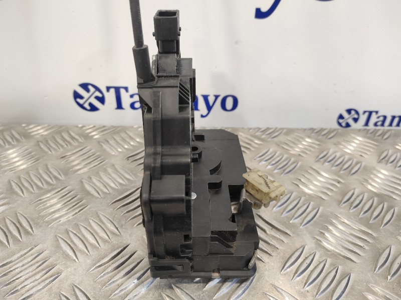 Recambio de cerradura puerta delantera izquierda para opel meriva b 1.7 16v cdti referencia OEM IAM 13258271  