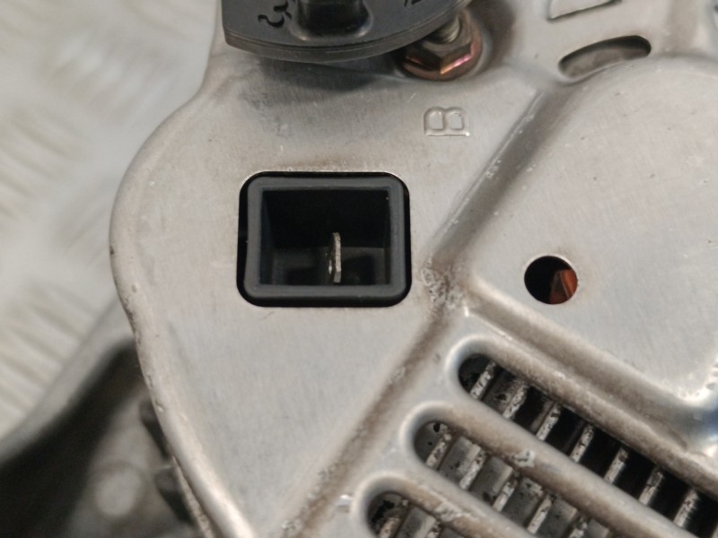 Recambio de alternador para volvo s40 berlina 1.8 cat (1834 cm3) referencia OEM IAM 9472908  TN1022110500