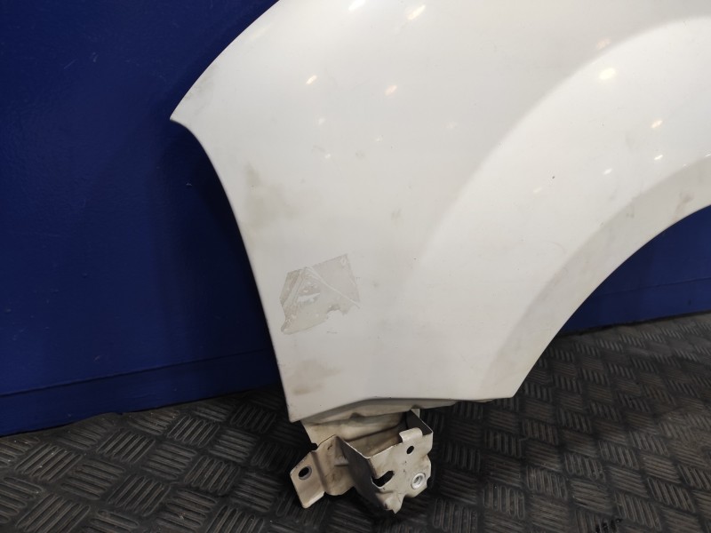 Recambio de aleta delantera izquierda para renault kangoo (f/kc0) referencia OEM IAM   