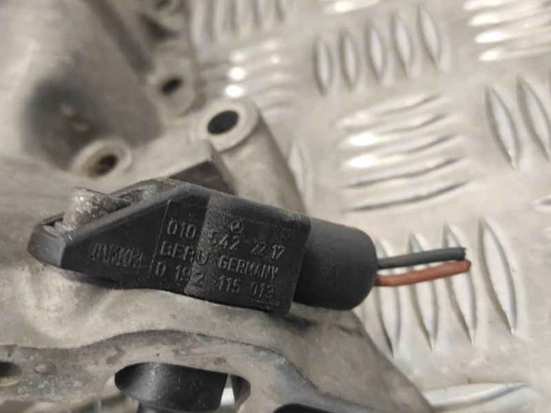 Recambio de carter para mercedes-benz vito (w638) caja cerrada 2.3 turbodiesel referencia OEM IAM R1110141202  