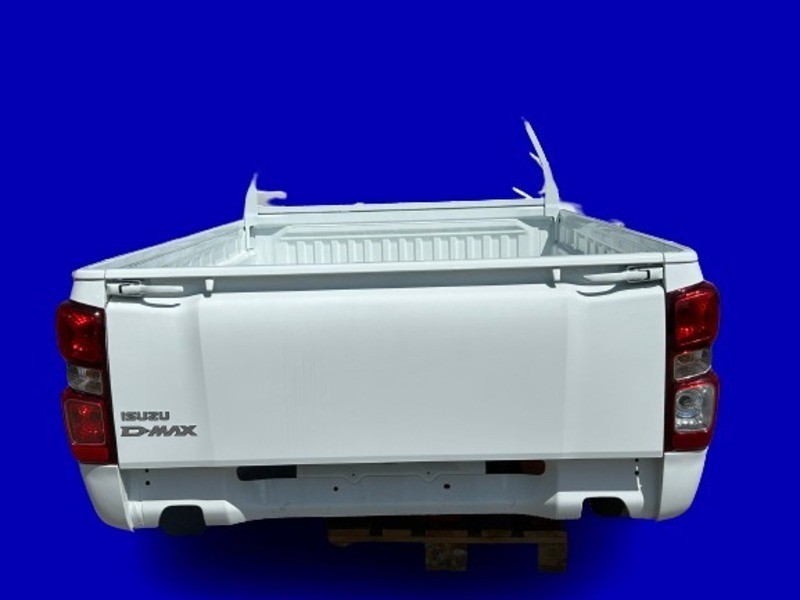 Recambio de caja trasera para isuzu d-max 1.9 turbodiesel referencia OEM IAM   