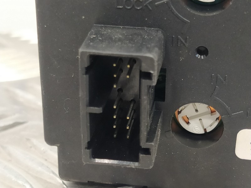 Recambio de mando luces para volvo c30 1.6 diesel cat referencia OEM IAM 30739300  