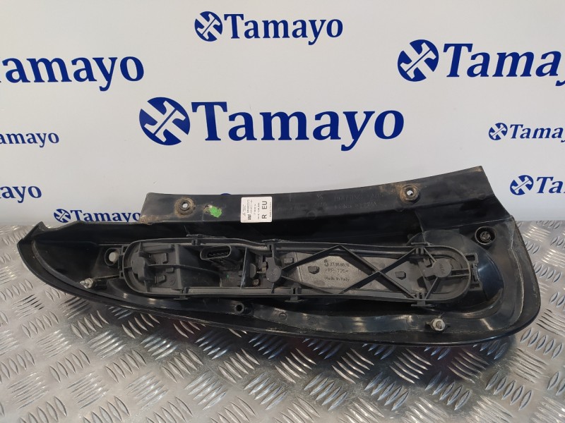 Recambio de piloto trasero derecho para smart forfour 1.3 cat referencia OEM IAM A4548201164  