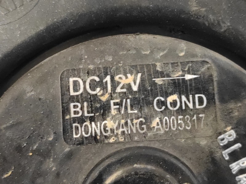 Recambio de electroventilador para kia sorento 2.5 crdi referencia OEM IAM A005317  