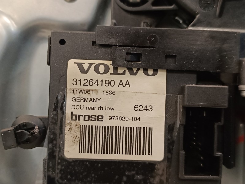 Recambio de elevalunas trasero derecho para volvo s40 berlina 1.6 diesel cat referencia OEM IAM 31264190AA  