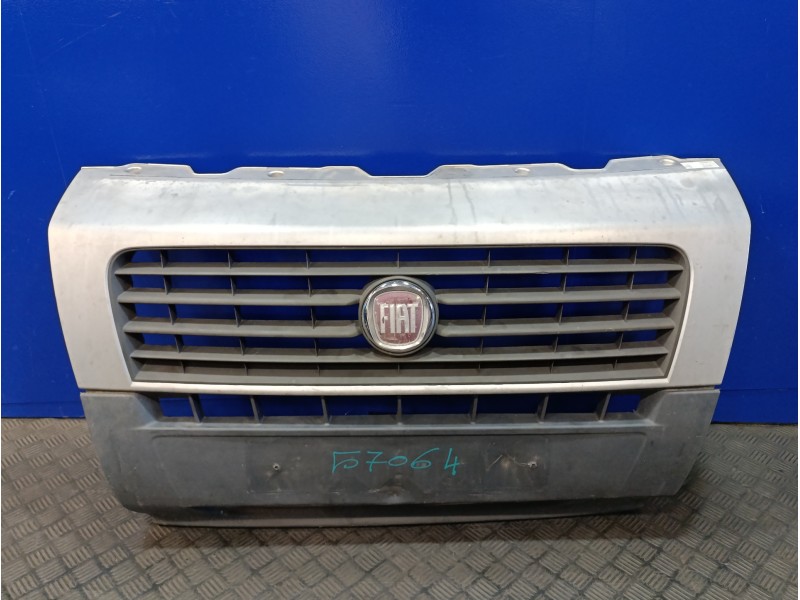 Recambio de rejilla delantera para fiat ducato caja cerrada 33 (06.2006 =>) 2.2 jtd cat referencia OEM IAM   