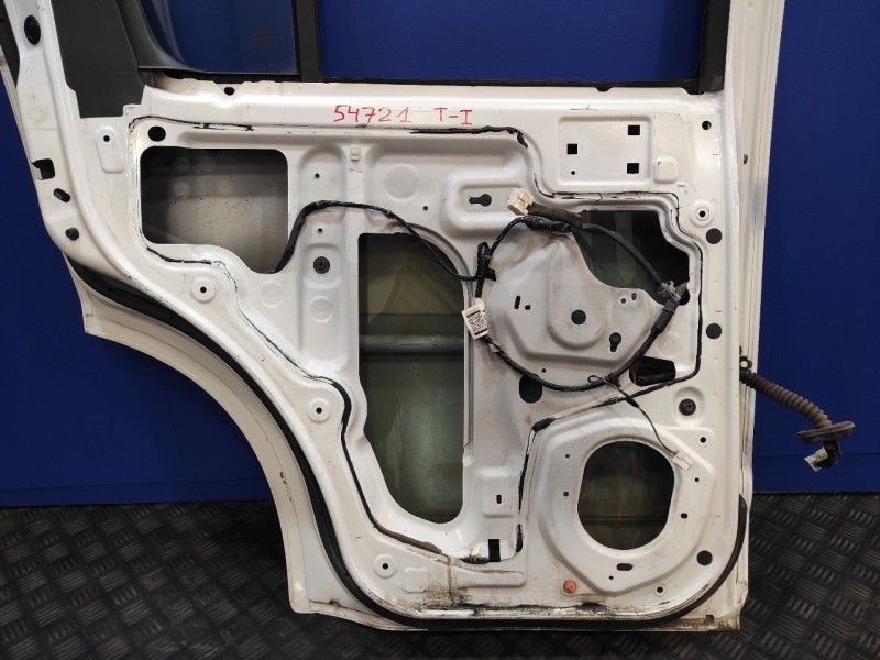 Recambio de puerta trasera izquierda para nissan pathfinder (r51) 2.5 dci diesel cat referencia OEM IAM   