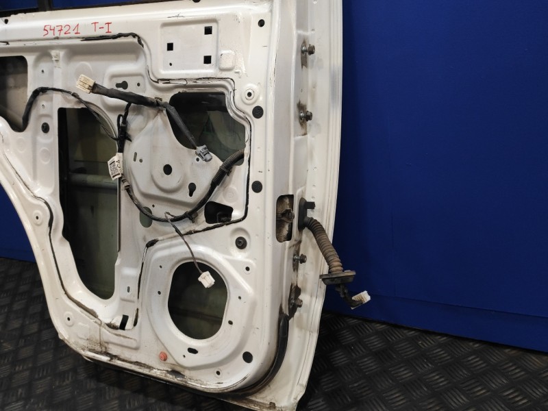 Recambio de puerta trasera izquierda para nissan pathfinder (r51) 2.5 dci diesel cat referencia OEM IAM   