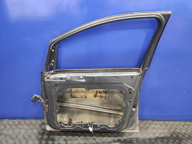 Recambio de puerta delantera derecha para ford focus c-max (cap) 1.6 tdci cat referencia OEM IAM   