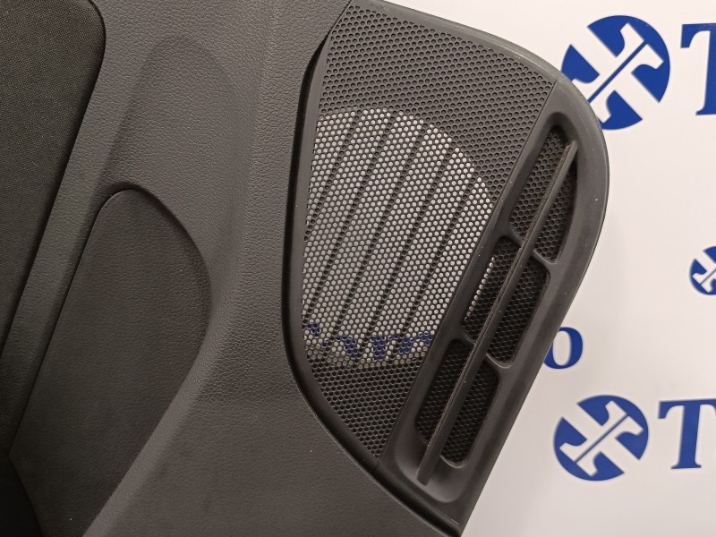 Recambio de guarnecido puerta trasera izquierda para volkswagen polo (6r1) 1.4 tdi referencia OEM IAM 6C6867011 6R6867211 6C6867