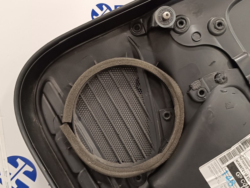 Recambio de guarnecido puerta trasera izquierda para volkswagen polo (6r1) 1.4 tdi referencia OEM IAM 6C6867011 6R6867211 6C6867