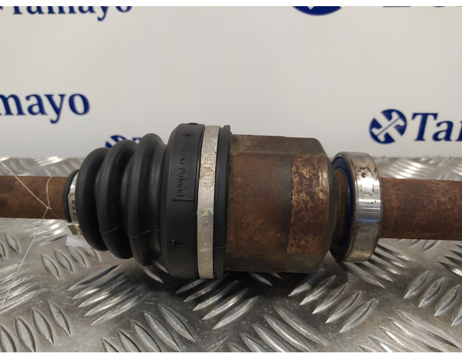 Recambio de transmision delantera derecha para renault megane iii sport tourer 1.5 dci diesel referencia OEM IAM 8200725502  