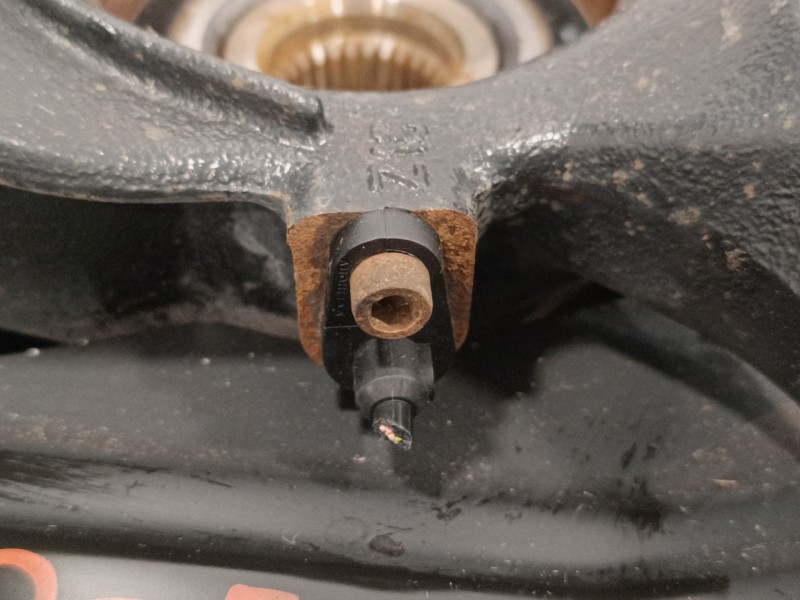 Recambio de mangueta delantera derecha para bmw x3 (e83) 2.0 turbodiesel cat referencia OEM IAM   