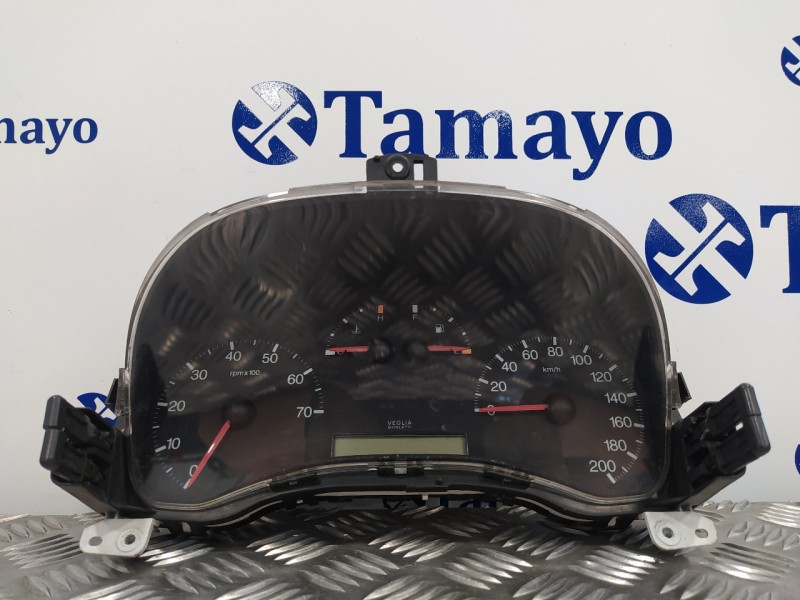 Recambio de cuadro instrumentos para fiat punto berlina (188) 1.2 cat referencia OEM IAM   