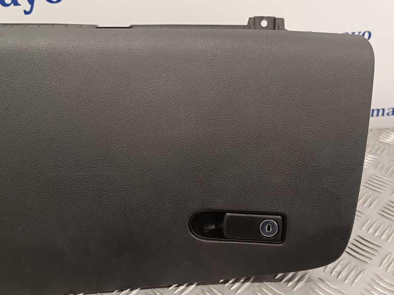 Recambio de guantera para mercedes-benz vito tourer (447) 2.1 cdi cat referencia OEM IAM A4476800391  