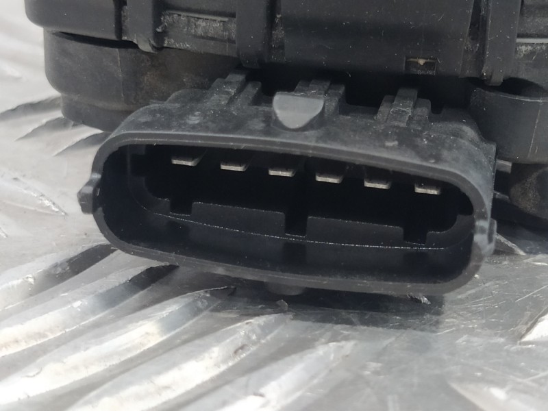 Recambio de potenciometro pedal para kia cee´d 1.6 crdi cat referencia OEM IAM 32700XXXXX  
