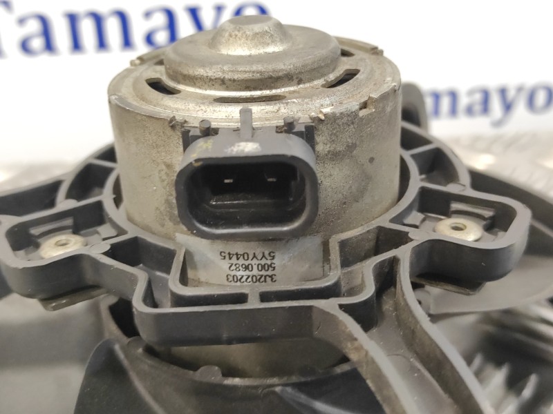 Recambio de electroventilador para smart fortwo coupe 0.8 cdi referencia OEM IAM 8240541  