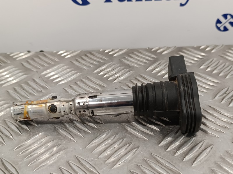 Recambio de bobina encendido para volkswagen golf iv berlina (1j1) 1.8 20v turbo referencia OEM IAM 06A905115D  78251001