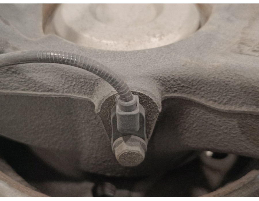 Recambio de mangueta delantera derecha para mercedes-benz vito tourer (447) 2.1 cdi cat referencia OEM IAM A4473300720  