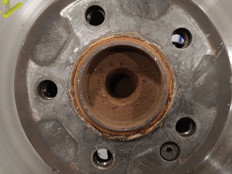Recambio de mangueta delantera derecha para mercedes-benz vito tourer (447) 2.1 cdi cat referencia OEM IAM A4473300720  