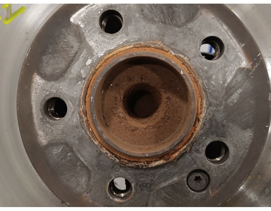 Recambio de mangueta delantera derecha para mercedes-benz vito tourer (447) 2.1 cdi cat referencia OEM IAM A4473300720  