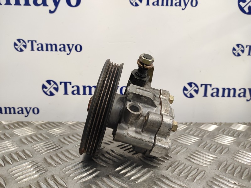 Recambio de bomba servodireccion para mitsubishi l 200 (k60t) 2.5 diesel referencia OEM IAM MR374897  5X13B580