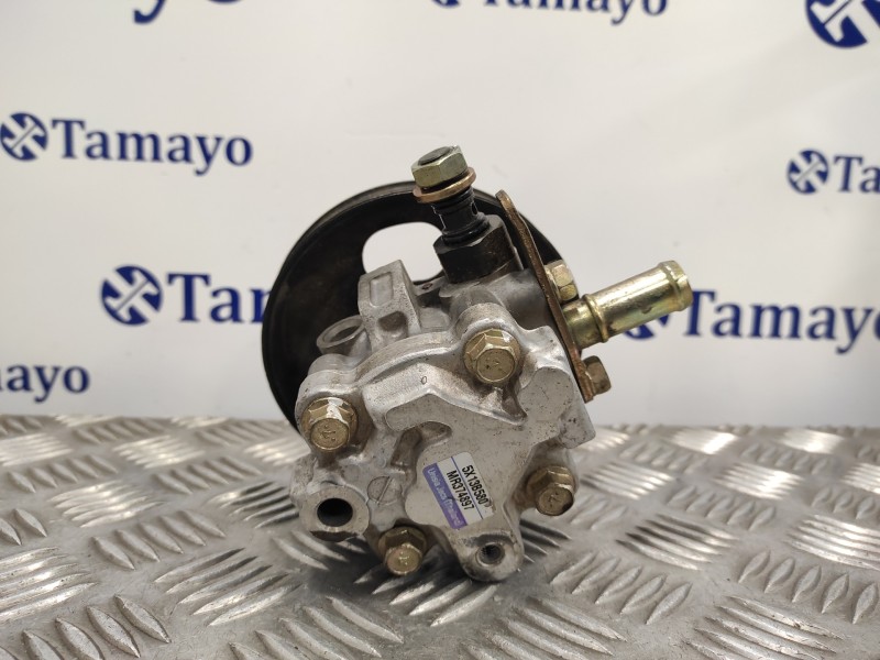Recambio de bomba servodireccion para mitsubishi l 200 (k60t) 2.5 diesel referencia OEM IAM MR374897  5X13B580