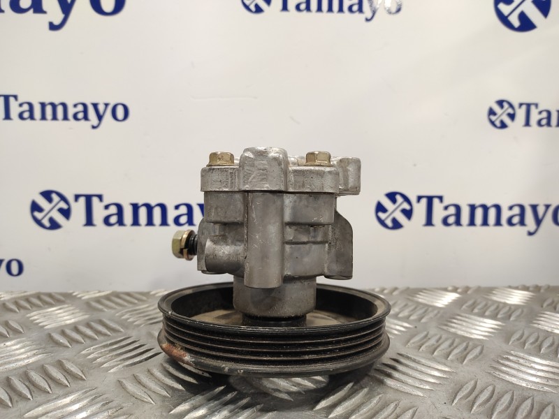 Recambio de bomba servodireccion para mitsubishi l 200 (k60t) 2.5 diesel referencia OEM IAM MR374897  5X13B580