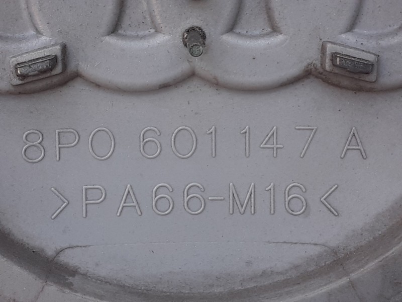 Recambio de tapacubos para audi a3 (8p) 1.2 16v tfsi referencia OEM IAM 8P0601147A  