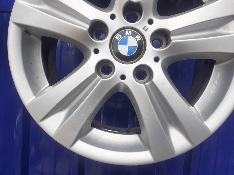Recambio de llanta para bmw serie 1 berlina (e81/e87) 1.6 16v cat referencia OEM IAM 6779696  