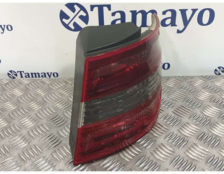 Recambio de piloto trasero derecho para mercedes-benz clase b (w245) 2.0 cdi cat referencia OEM IAM A1698202264  