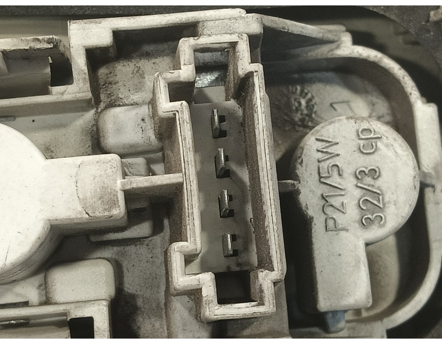 Recambio de piloto trasero derecho para mercedes-benz clase b (w245) 2.0 cdi cat referencia OEM IAM A1698202264  