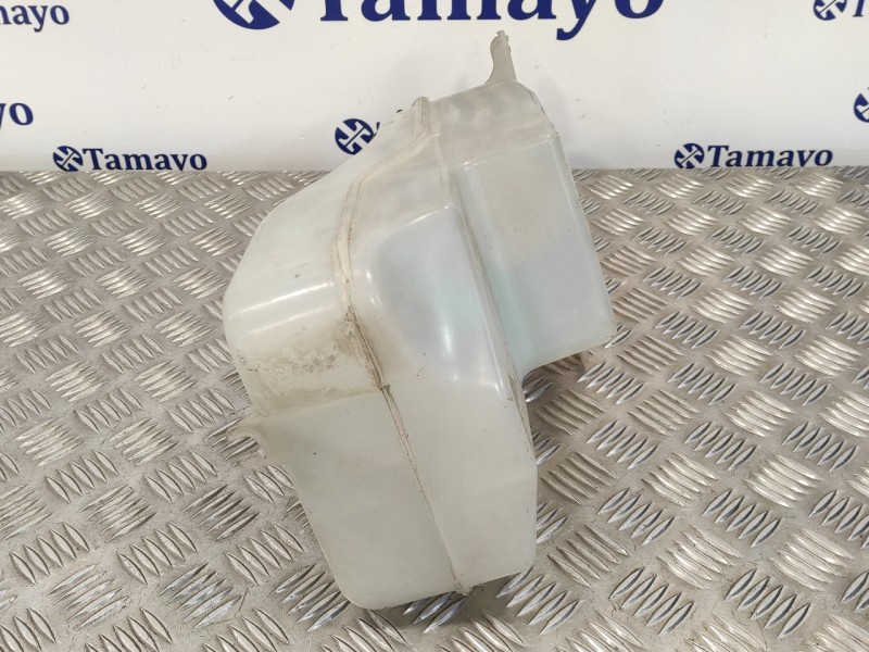 Recambio de deposito limpia para iveco 35s12 2.3 referencia OEM IAM 500336393  