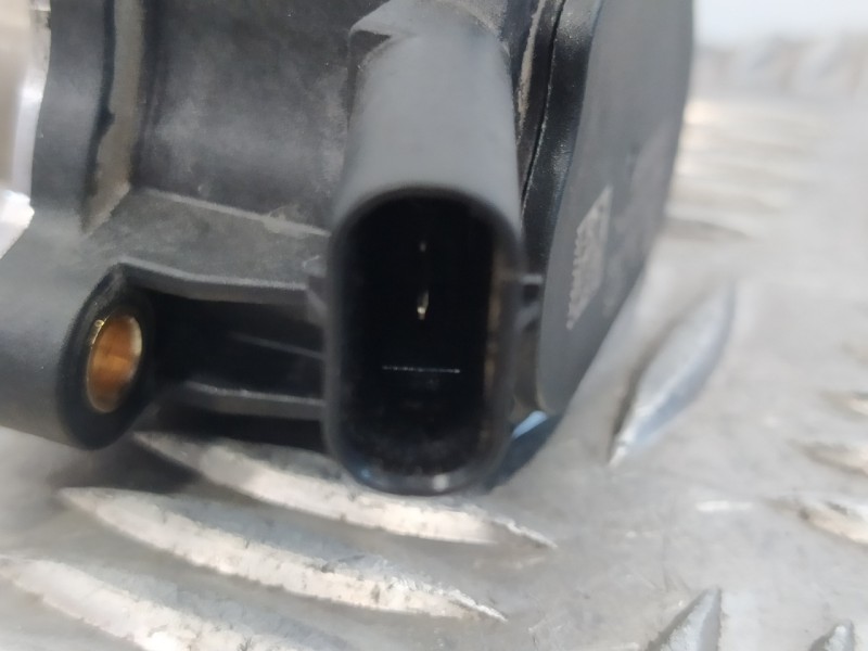 Recambio de sensor para volkswagen t-roc 1.5 16v tsi act referencia OEM IAM 04E906048A  10409904
