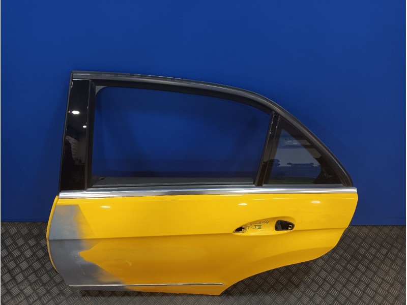 Recambio de puerta trasera izquierda para mercedes-benz clase e (w212) lim. 3.0 cdi cat referencia OEM IAM   