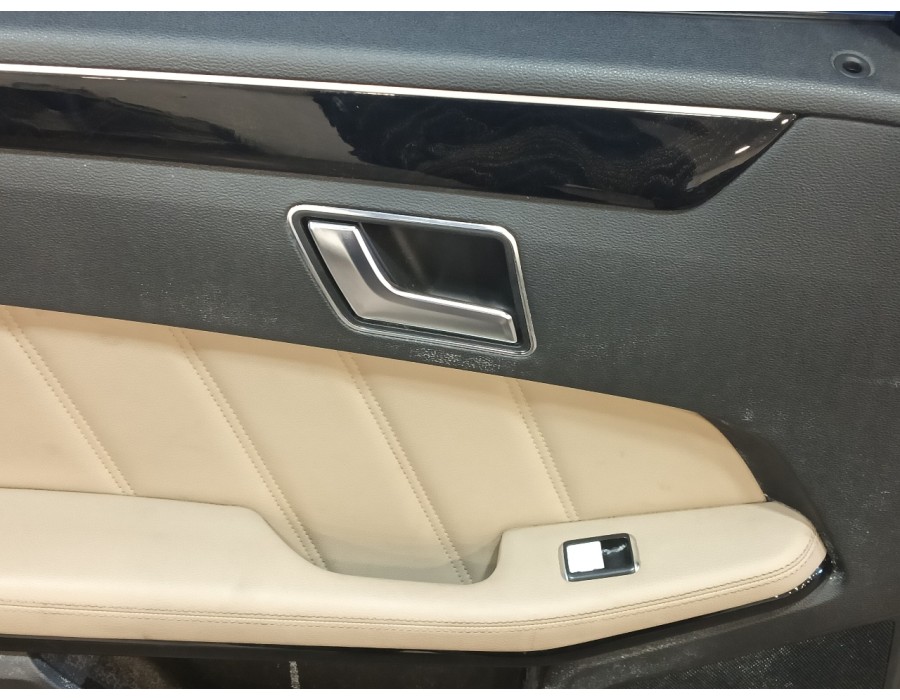 Recambio de puerta trasera izquierda para mercedes-benz clase e (w212) lim. 3.0 cdi cat referencia OEM IAM   