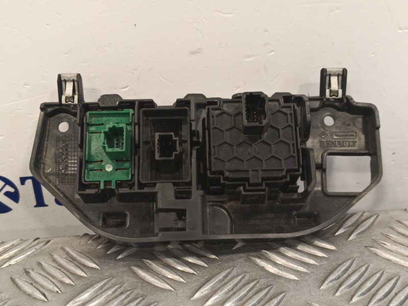 Recambio de mando luces para renault clio iv 0.9 referencia OEM IAM 1136154X  