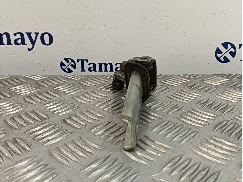 Recambio de soporte / guia puerta corredera para iveco 35s13 2.8d referencia OEM IAM   